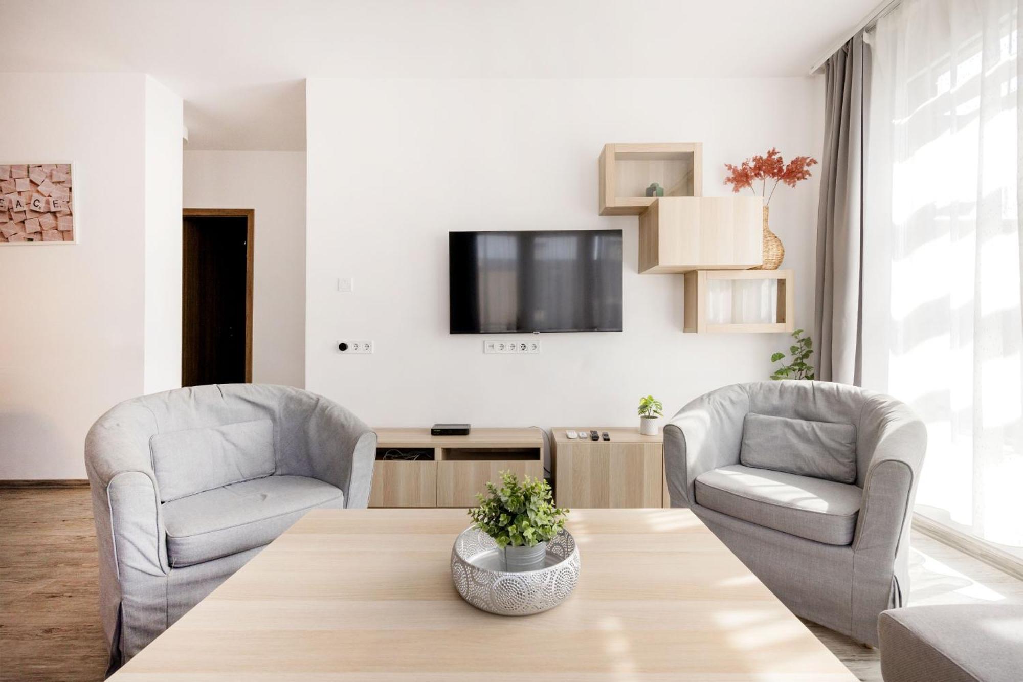 Apartamento Bright Floor With Parking Budapest